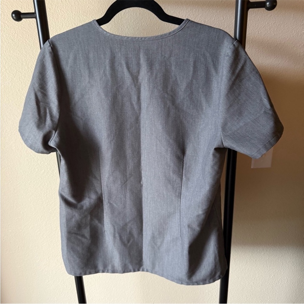 Figs grey technical collection scrubs bundle top … - image 5